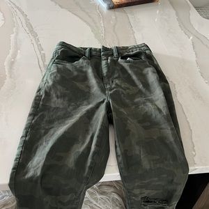 American Eagle Camo Jeans